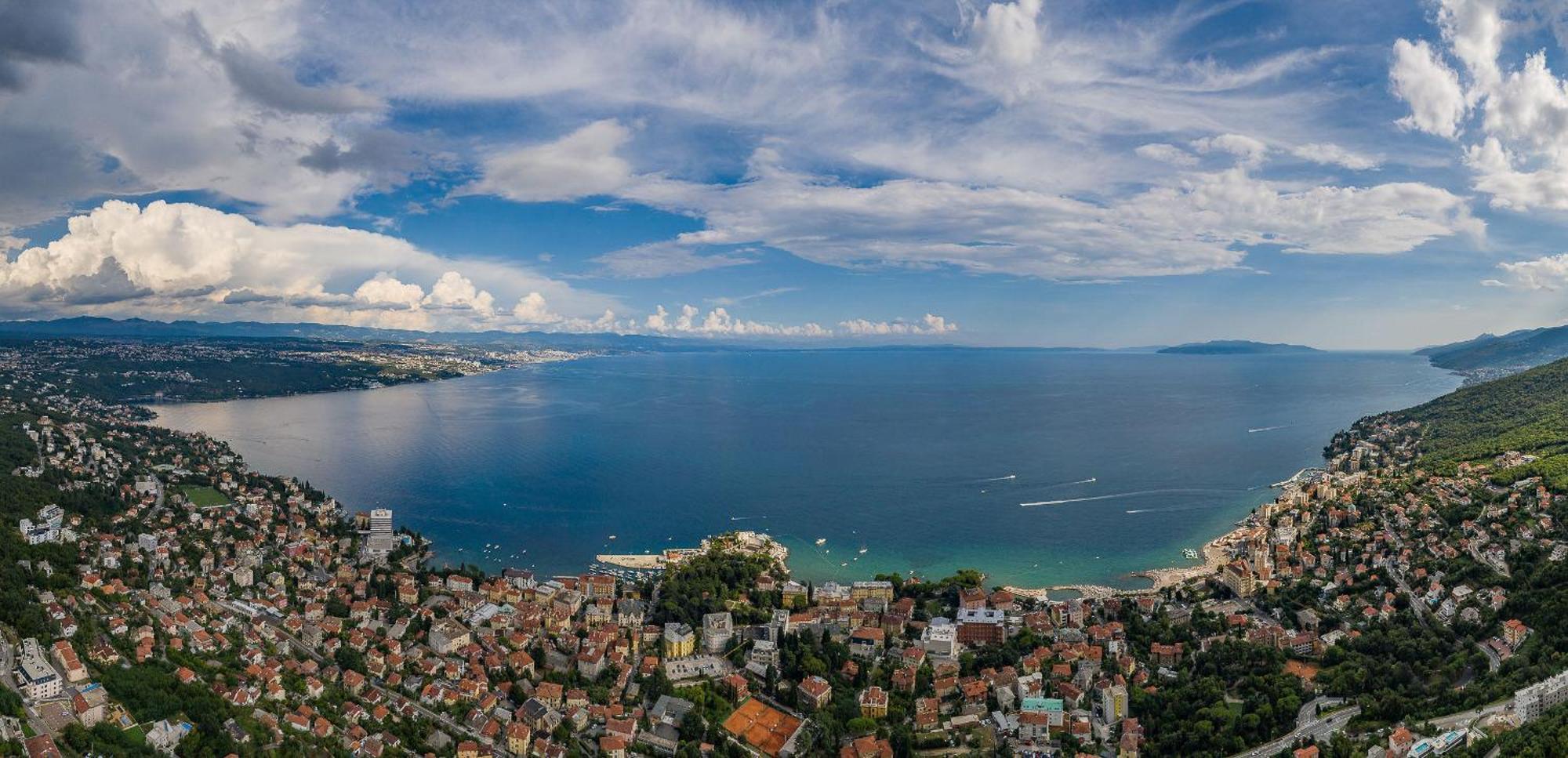 Premium Apartment With Beautiful Sea View, Short Walk To The Sea Οπατία Εξωτερικό φωτογραφία